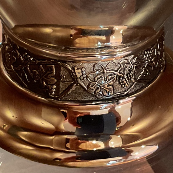 Burton & Burton Ornate Vase Antique Finish Grape Leaves Imprints 9" Heigh - Picture 7 of 7